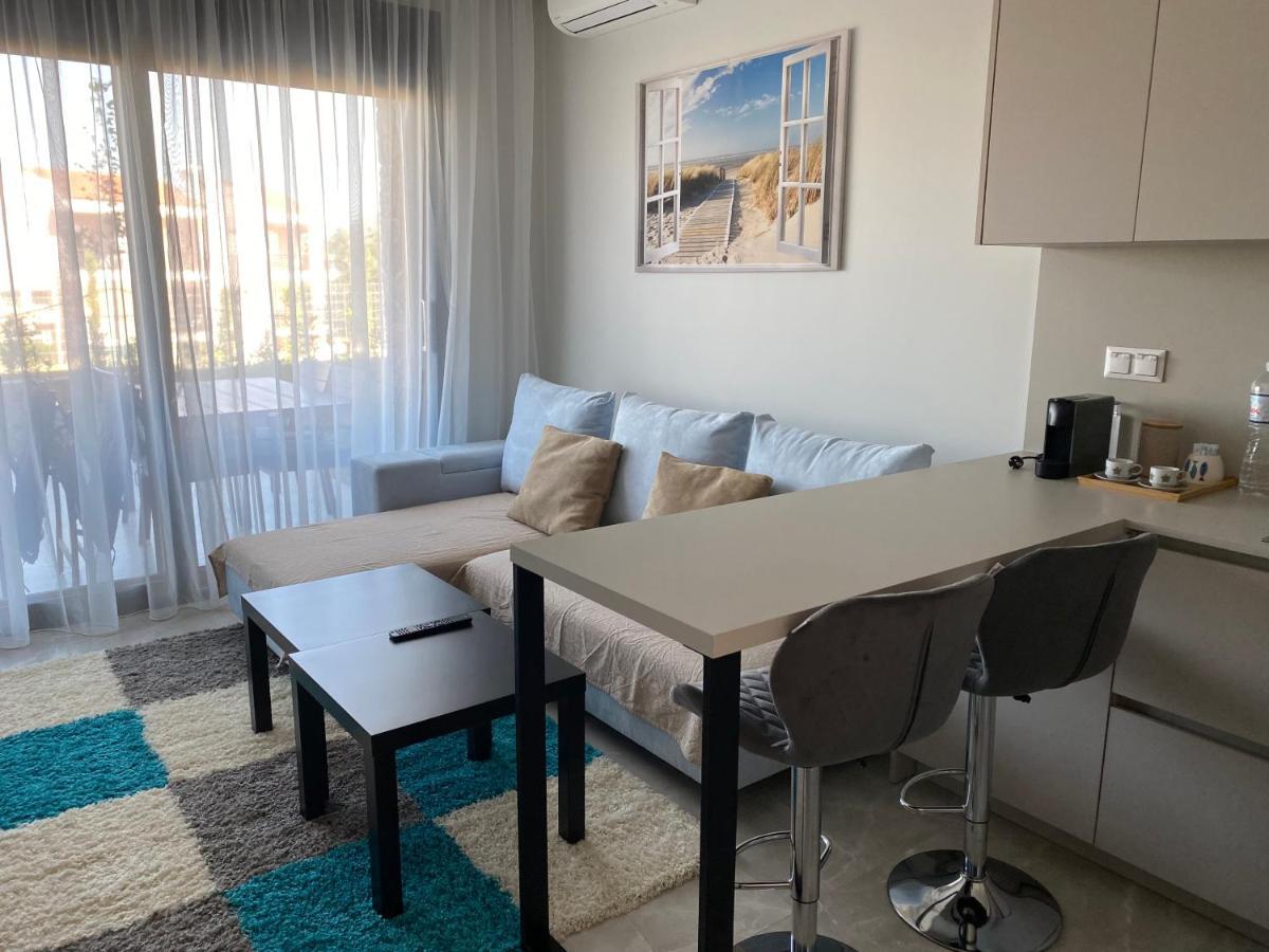 Olea Luxury Apartments Nikiti  Eksteriør billede